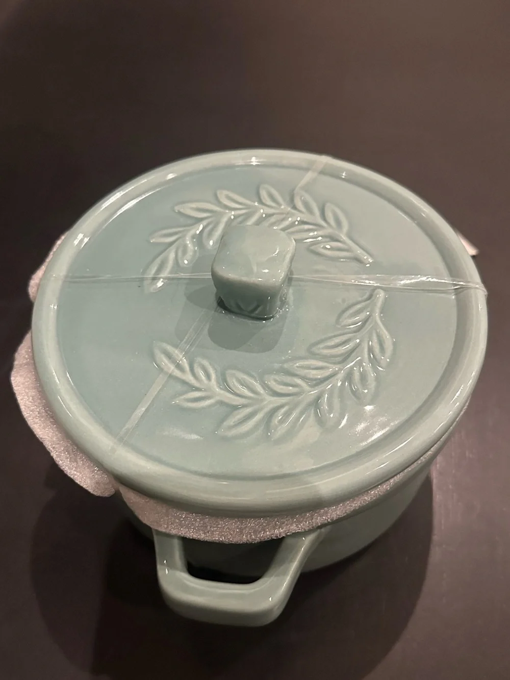 Target Bullseye Sage Green Ceramic Mini Baker w/ Embossed Lid Leaf Wreath